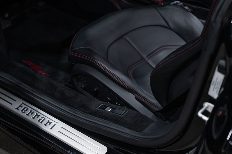 Used 2018 Ferrari 488 Spider RWD image 28