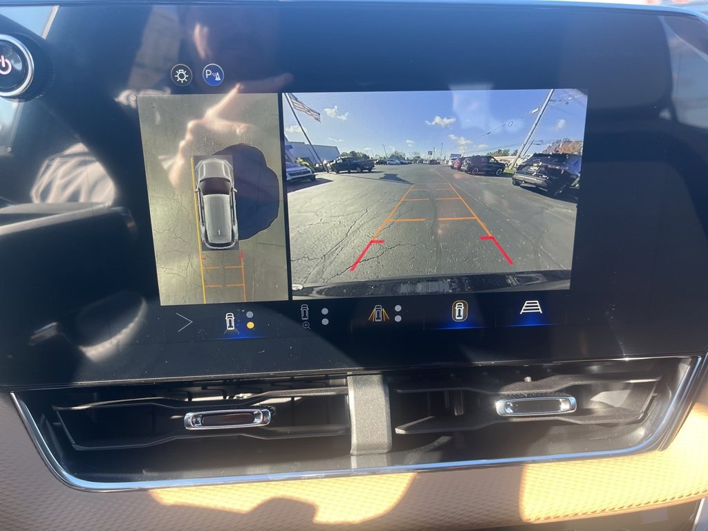 New 2026 Chevrolet Equinox ACTIV w/ Convenience Package III image 21