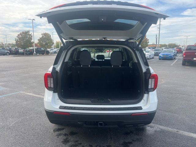 Certified 2025 Ford Explorer Active image 10