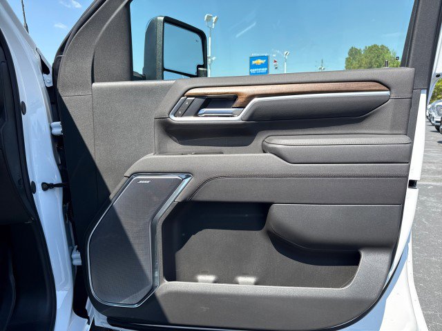 New 2025 Chevrolet Silverado 2500 High Country w/ High Country Premium Package image 16