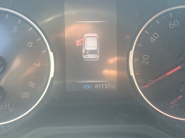 Used 2021 Toyota RAV4 LE FWD image 3