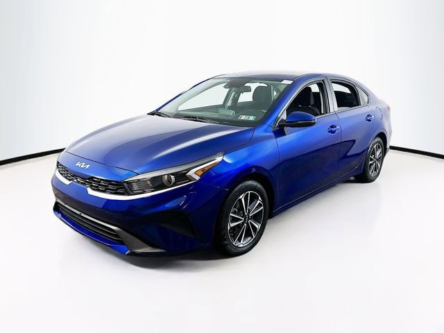 Used 2024 Kia Forte LXS w/ LXS Technology Package image 3
