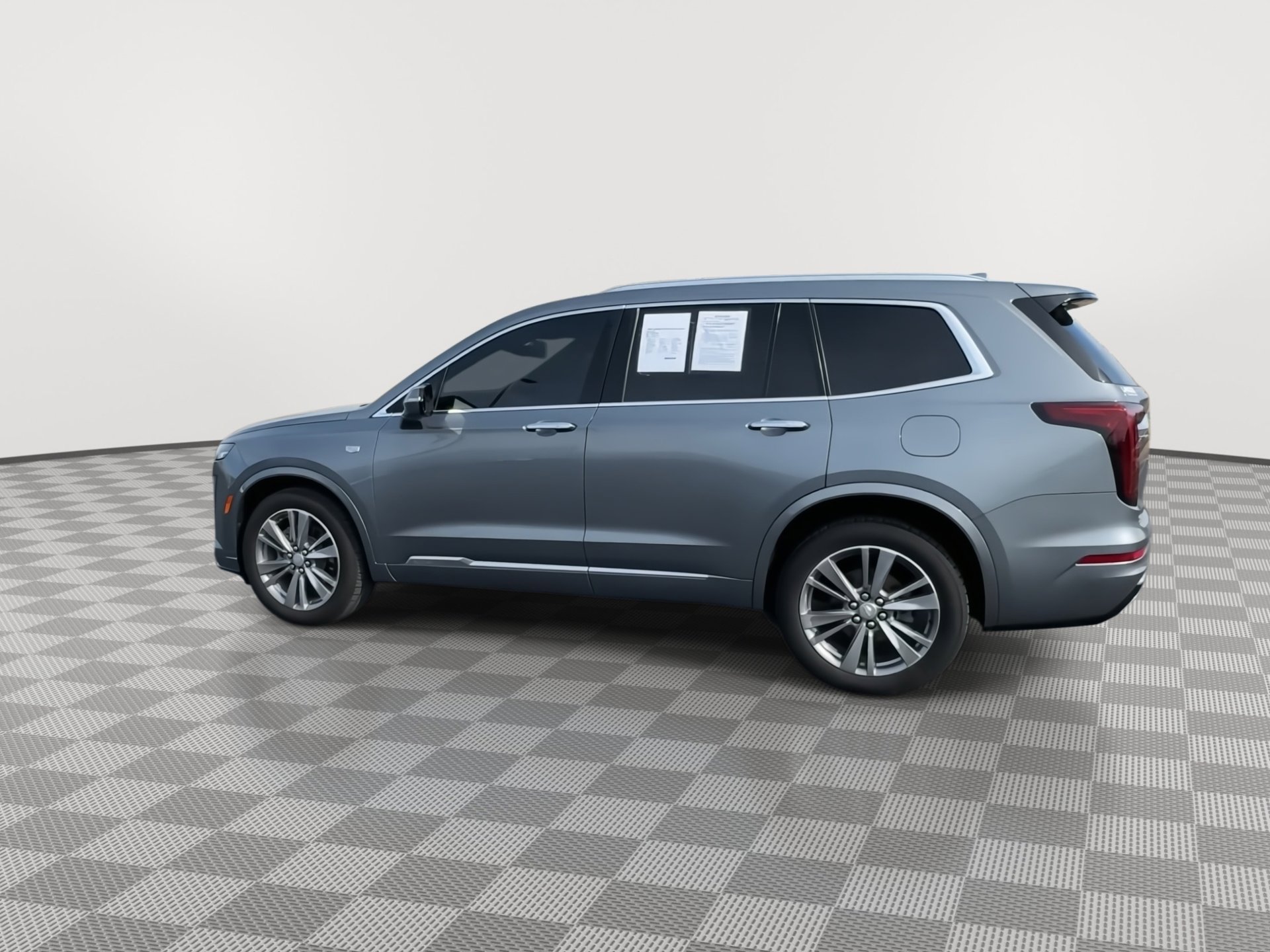 Certified 2022 Cadillac XT6 Premium Luxury image 6