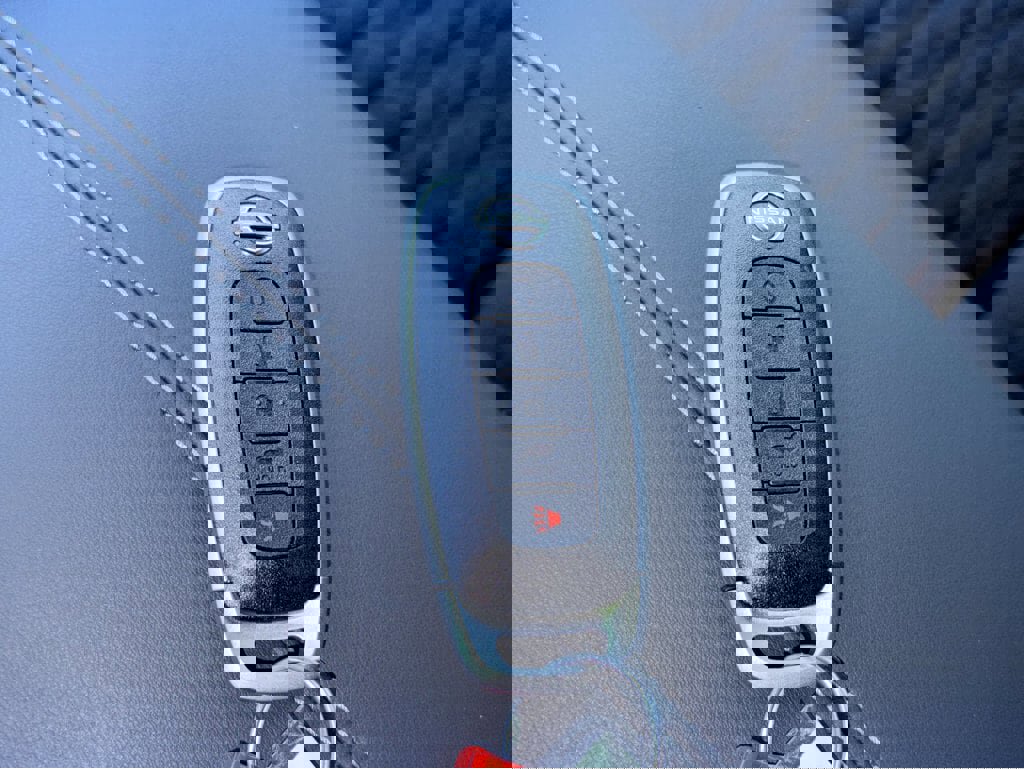 New 2025 Nissan Pathfinder SL w/ Lighting Package (N92) image 26