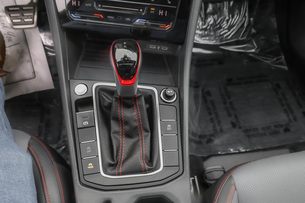 Used 2025 Volkswagen Jetta GLI Autobahn w/ GLI Black Package image 24