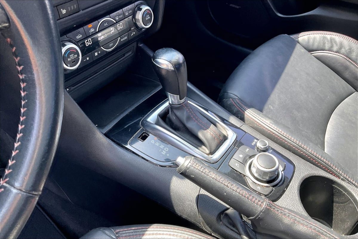Used 2015 MAZDA MAZDA3 i Grand Touring FWD image 15