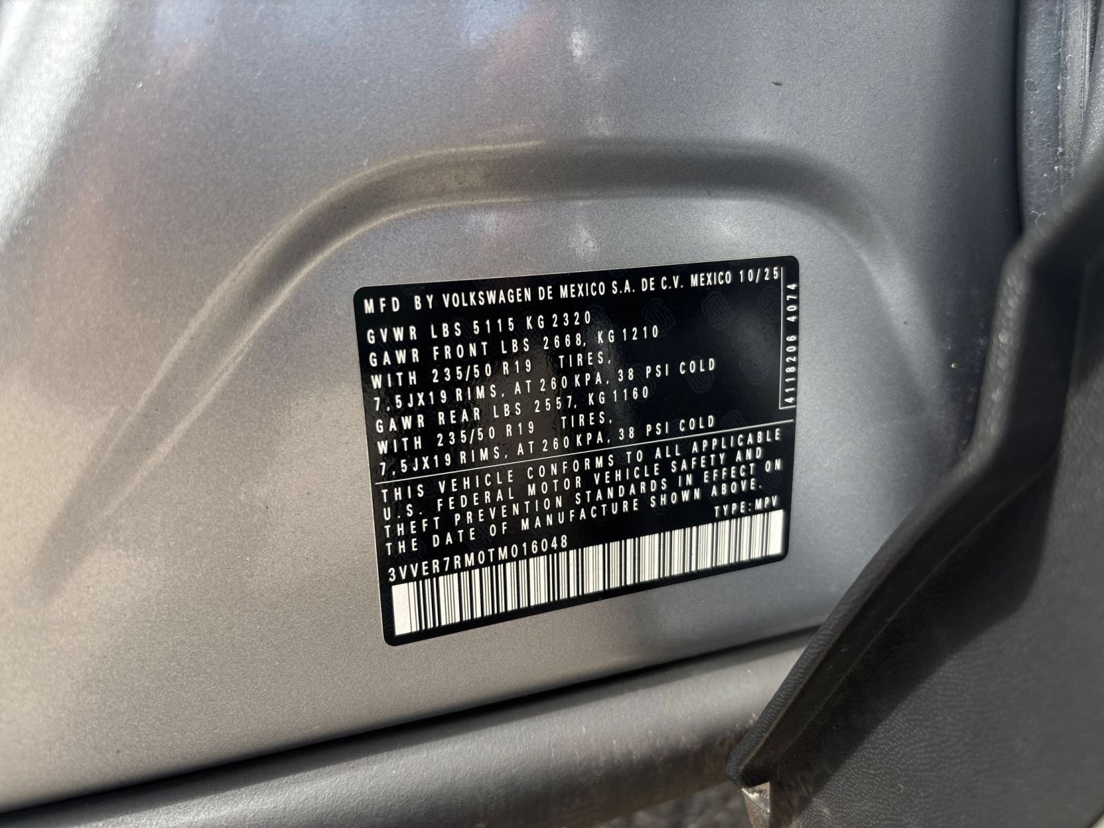 Used 2026 Volkswagen Tiguan SE AWD/4WD image 31