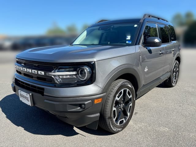 Used 2022 Ford Bronco Sport Outer Banks w/ Tech Package AWD/4WD image 1