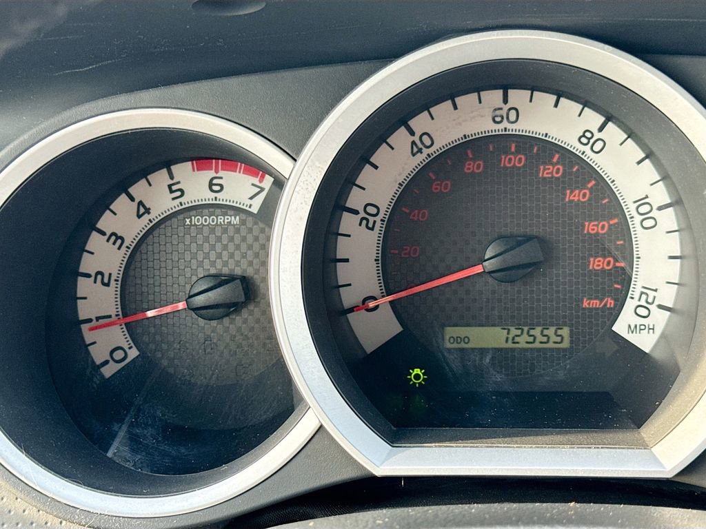 Used 2014 Toyota Tacoma 4x4 Double Cab w/ SR5 Package image 15