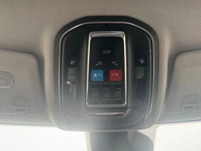 Used 2024 Jeep Grand Cherokee Limited 4xe AWD/4WD image 29