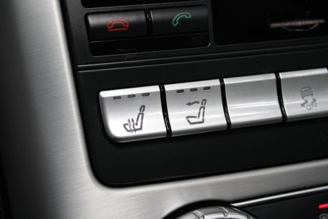Used 2014 Mercedes-Benz SLK 250 image 26