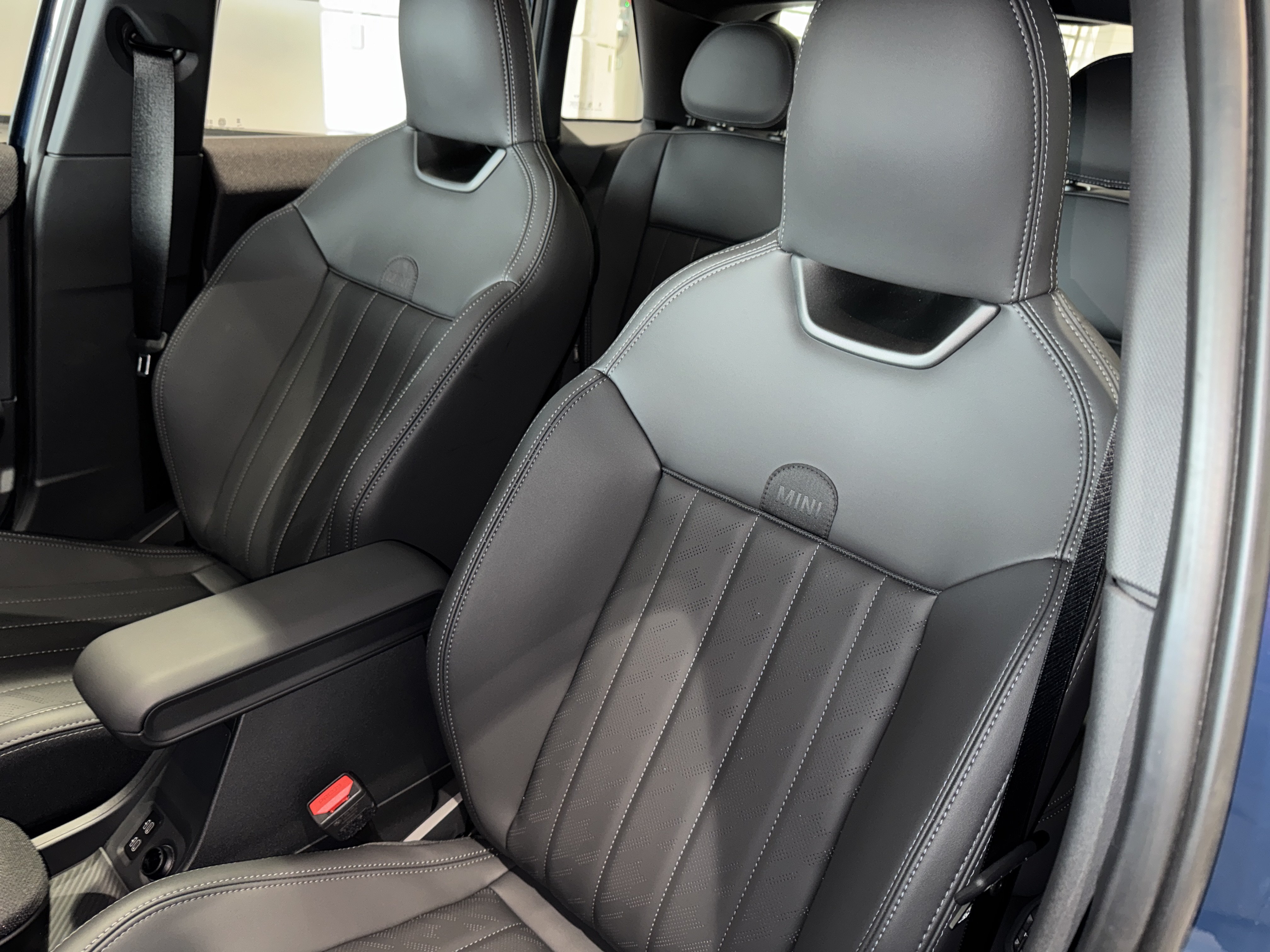 New 2026 MINI Cooper S FWD image 25