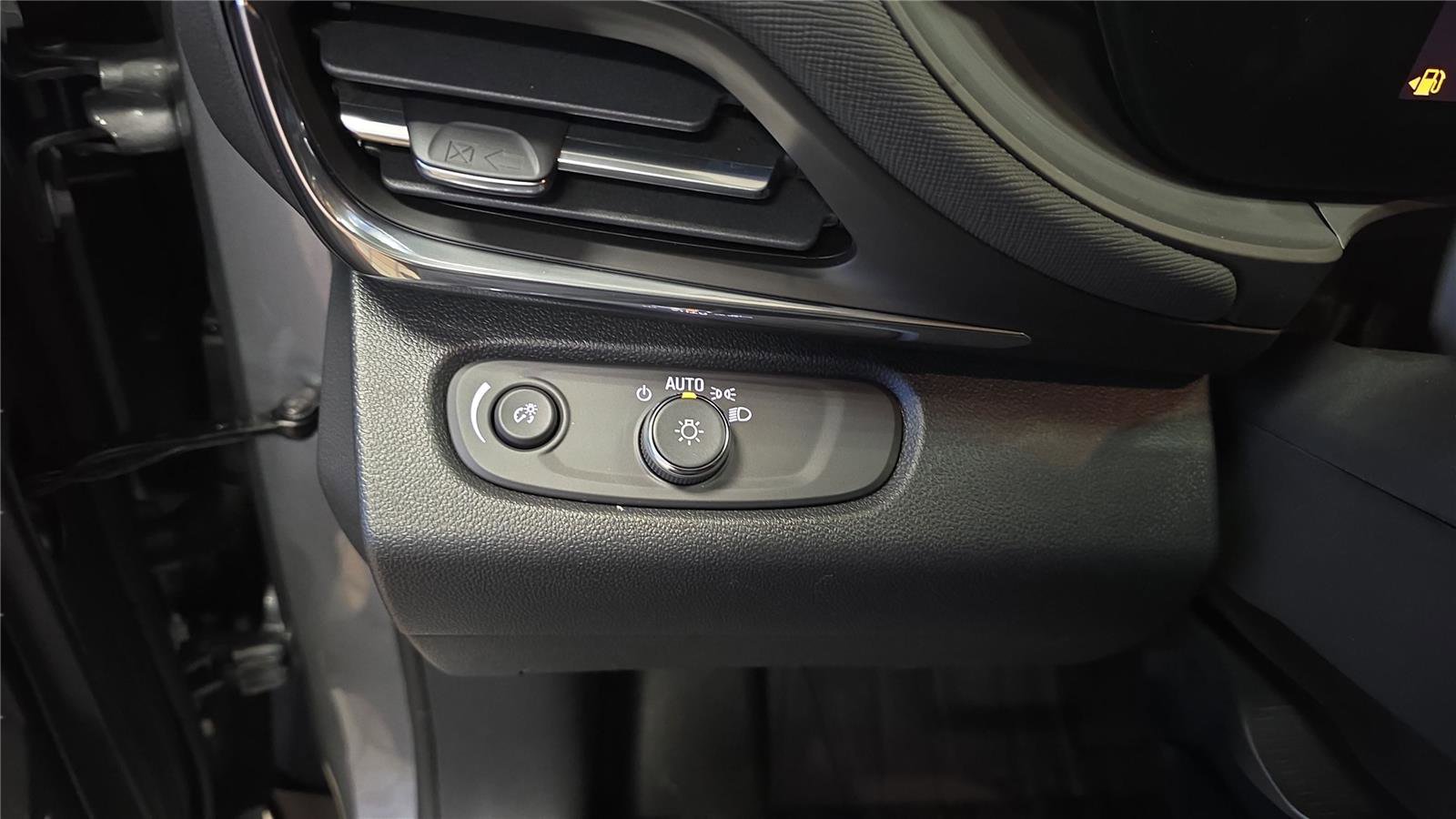 New 2026 Buick Envista Preferred w/ Convenience I Package image 25