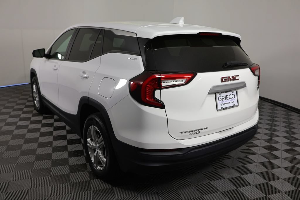 Used 2023 GMC Terrain SLE FWD image 6