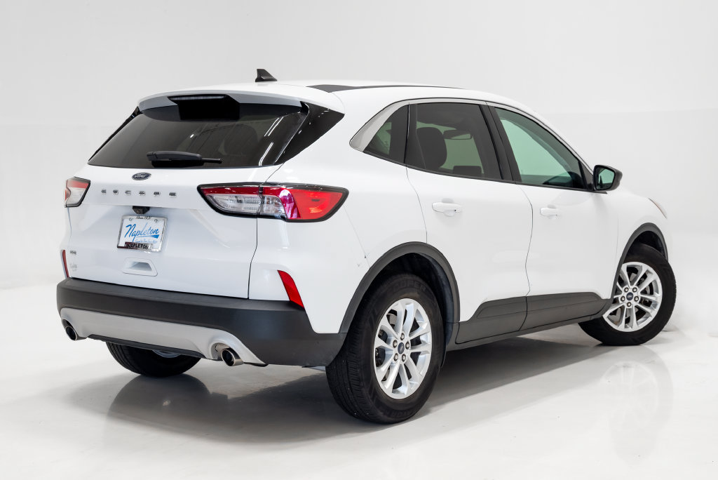 Used 2022 Ford Escape SE FWD image 33
