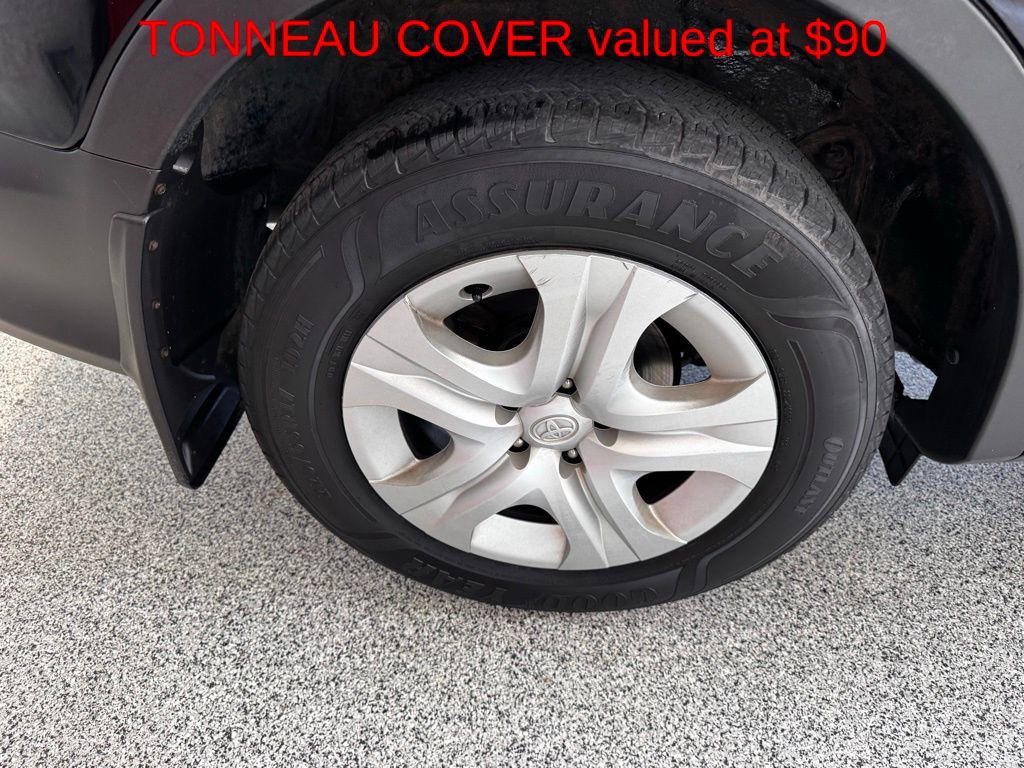 Used 2014 Toyota RAV4 LE AWD/4WD image 9