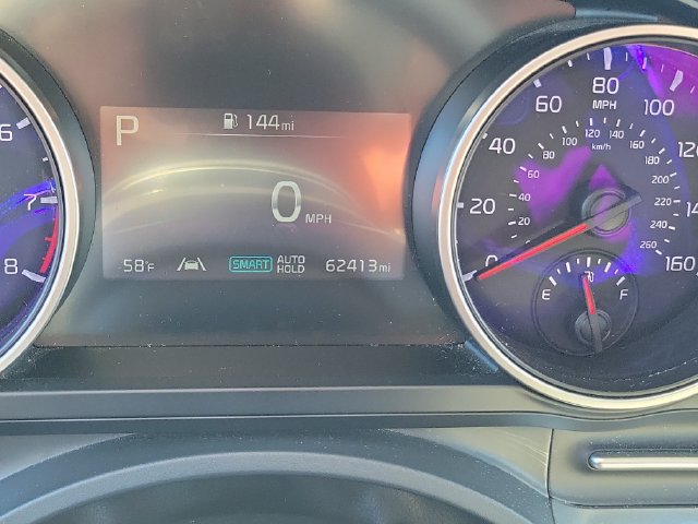Used 2024 Kia Carnival LX FWD image 16