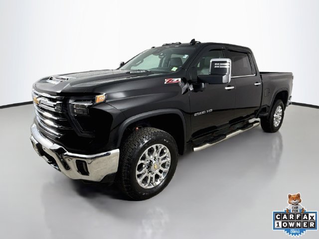 Used 2025 Chevrolet Silverado 2500 LTZ w/ LTZ Premium Package AWD/4WD image 10