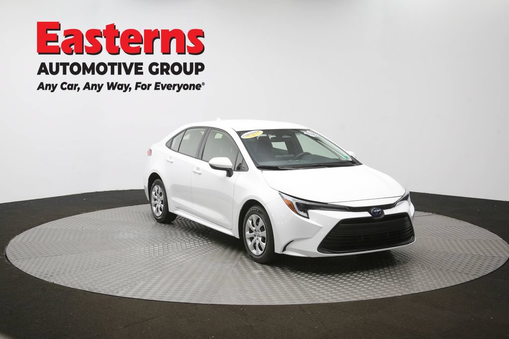 Used 2024 Toyota Corolla LE FWD image 49