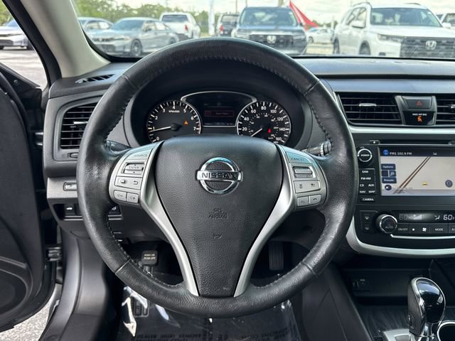 Used 2016 Nissan Altima 2.5 SL w/ 2.5 Technology Package FWD image 36