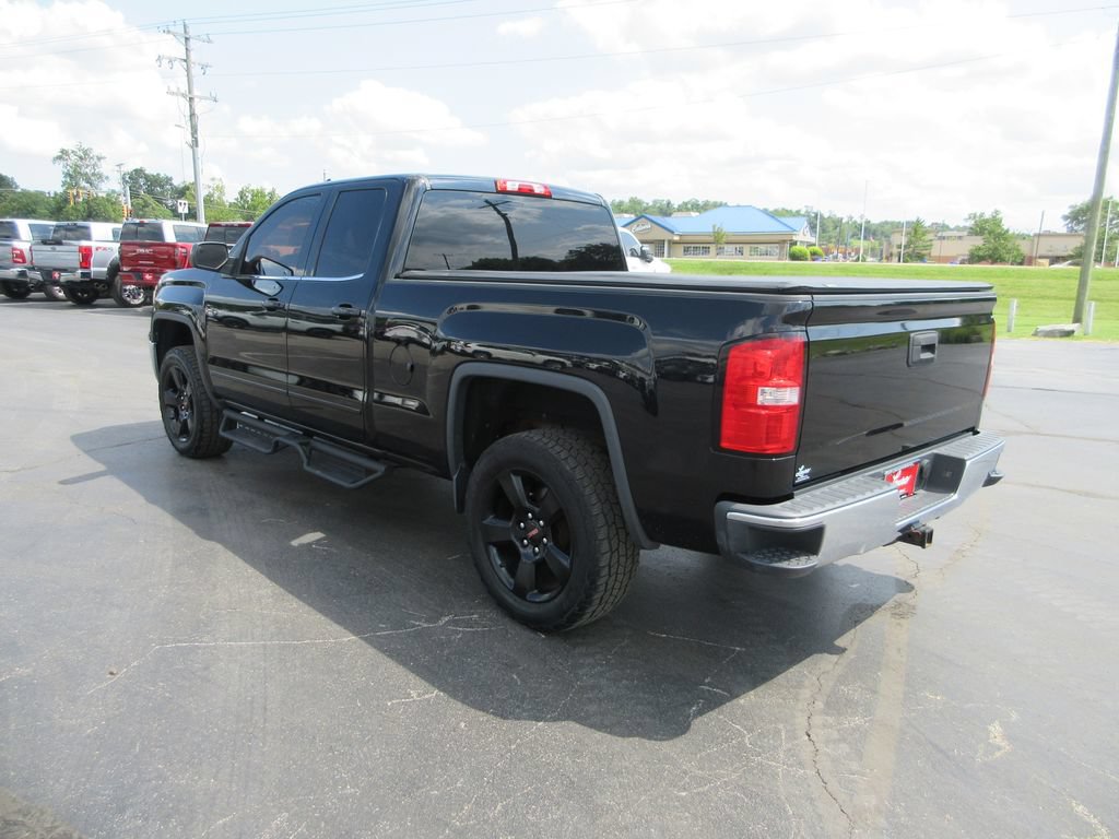 Used 2015 GMC Sierra 1500 SLE w/ SLE Value Package AWD/4WD image 9