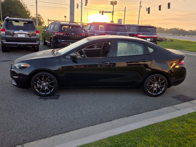 Used 2016 Dodge Dart SE w/ Convenience Group FWD image 4