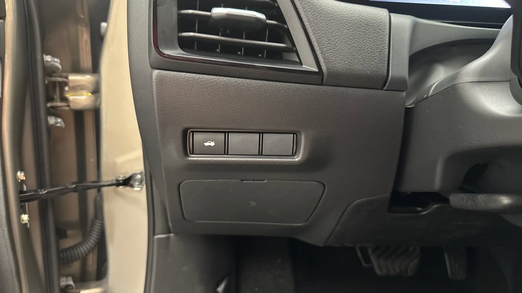 New 2026 Nissan Sentra SV w/ Floor Mat Package FWD image 26