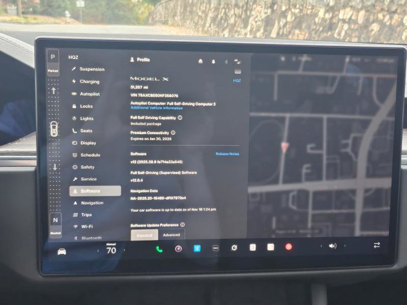 Used 2022 Tesla Model X image 5