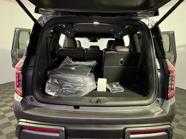 New 2025 Nissan Armada SL image 17