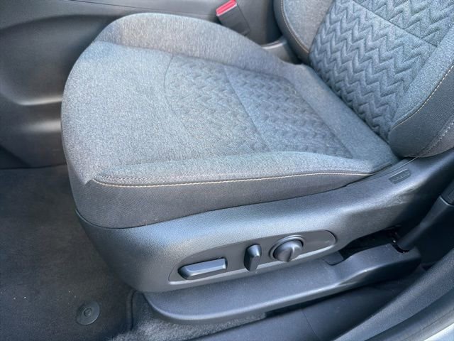 Used 2023 Chevrolet Equinox LT image 27