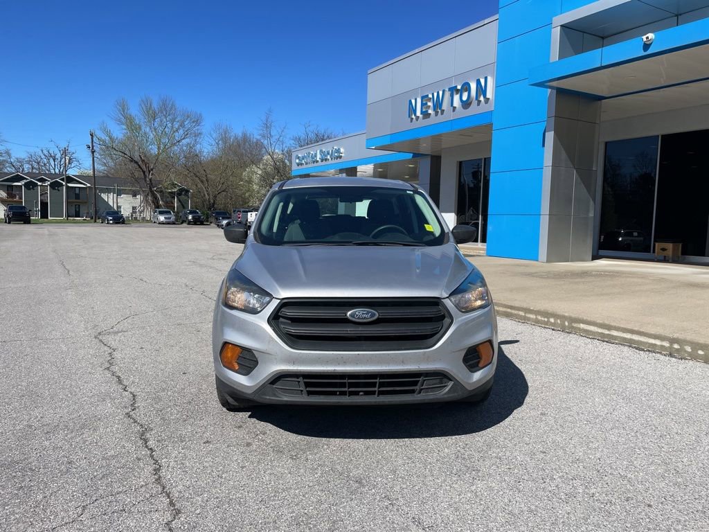 Used 2019 Ford Escape S image 3