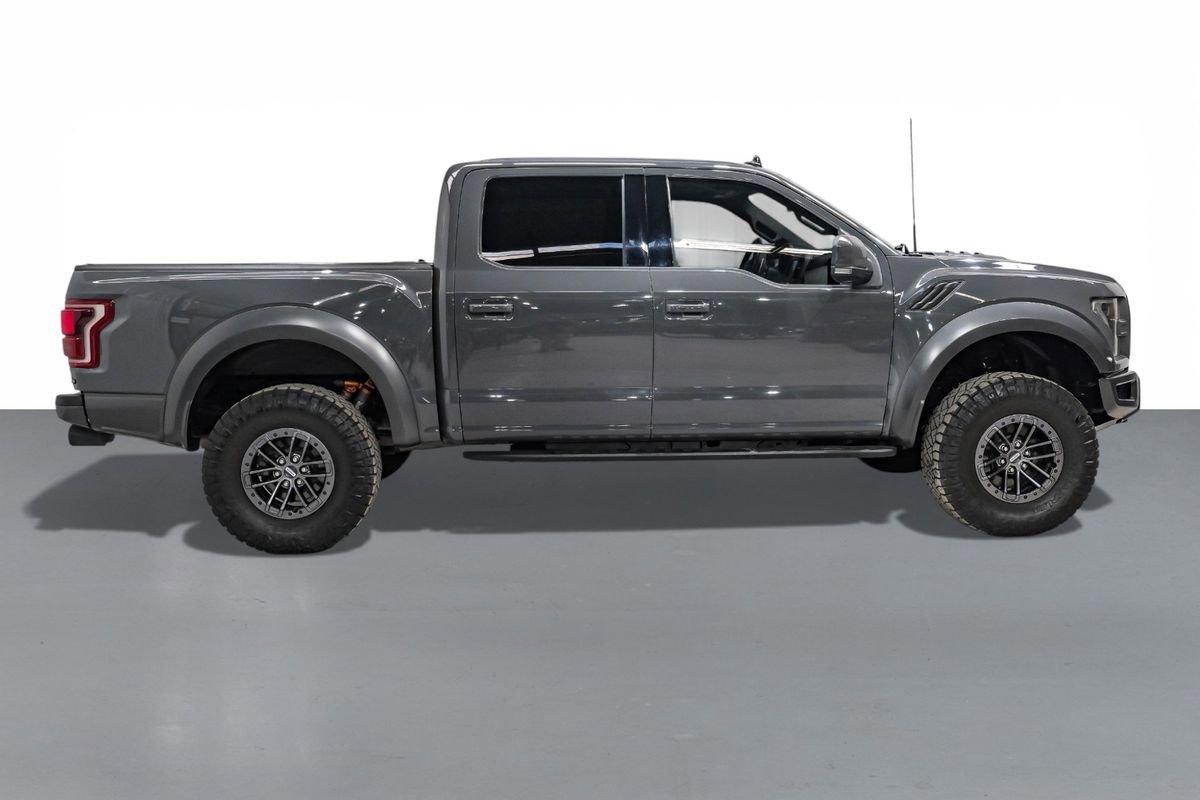 Used 2020 Ford F150 Raptor w/ Equipment Group 802A Luxury image 5