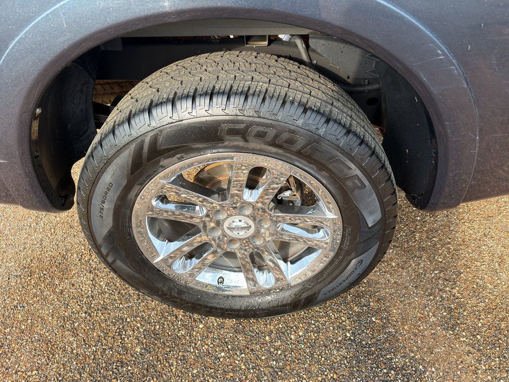 Used 2014 Nissan Titan SL w/ SL Heavy Metal Package image 12