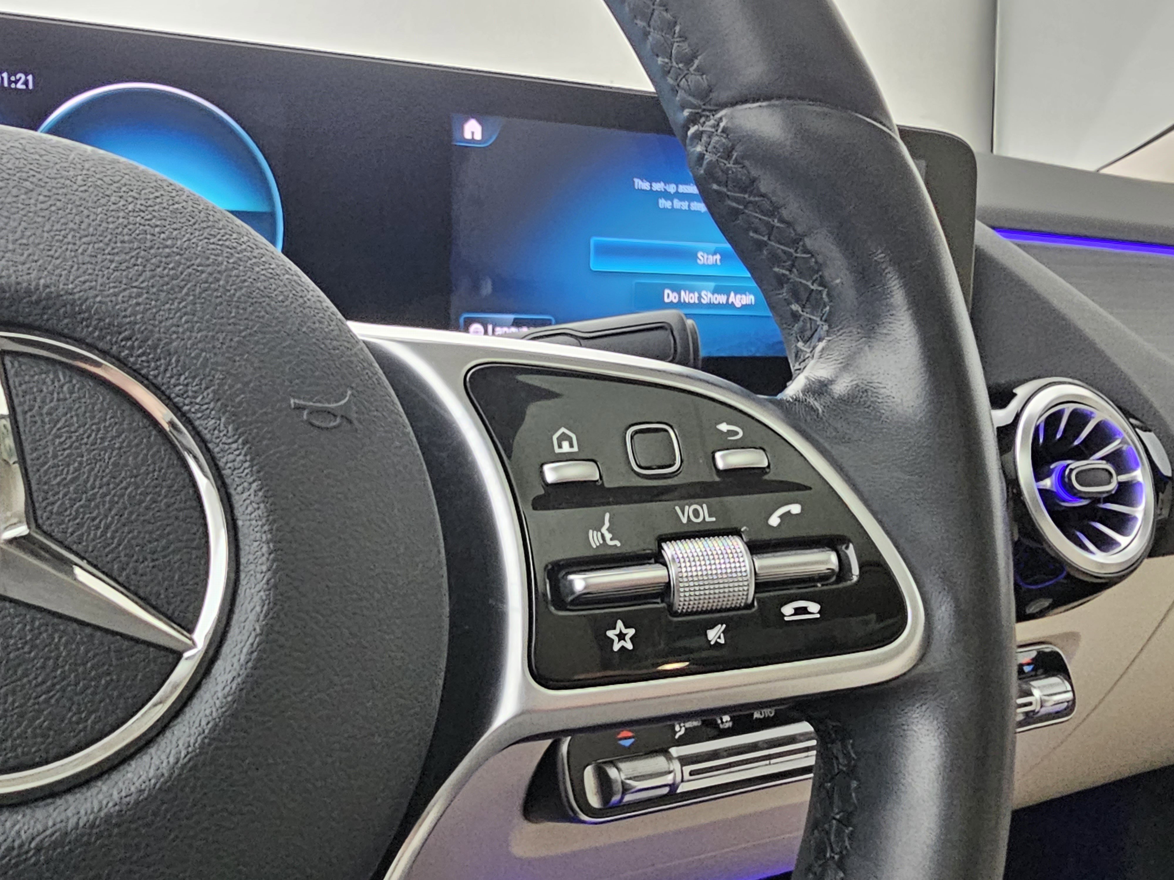 Certified 2022 Mercedes-Benz GLA 250 4MATIC image 41