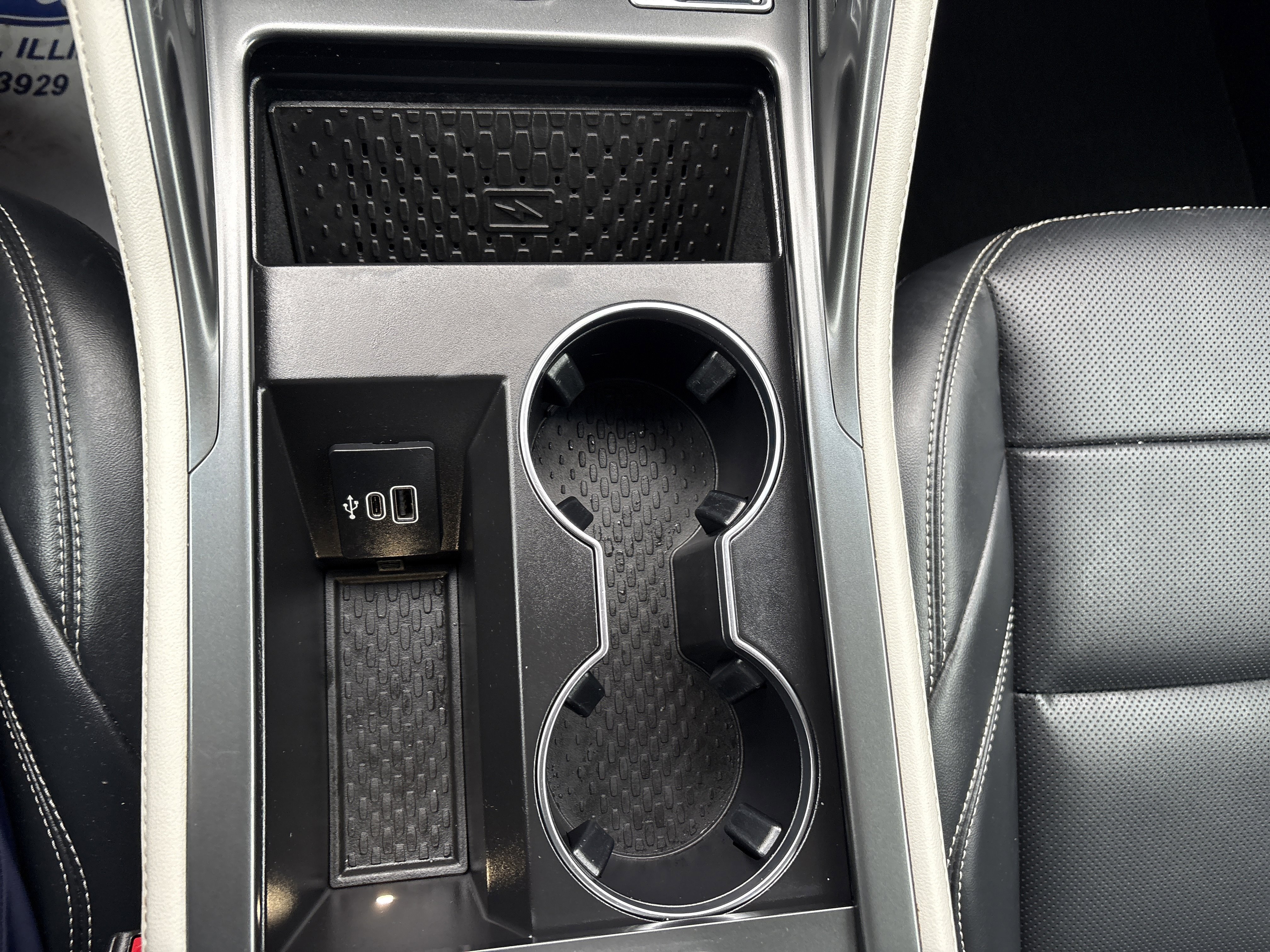 Used 2024 Lincoln Nautilus Premier AWD/4WD image 20