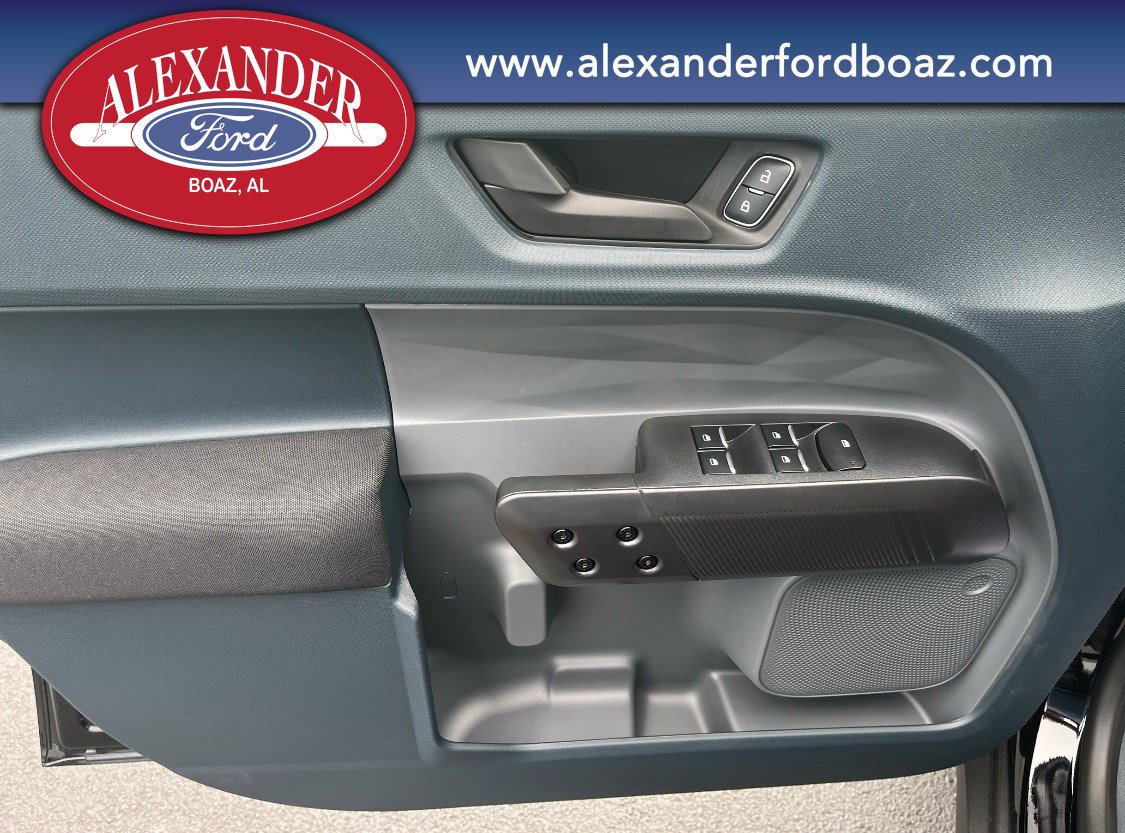 New 2025 Ford Maverick XL image 10