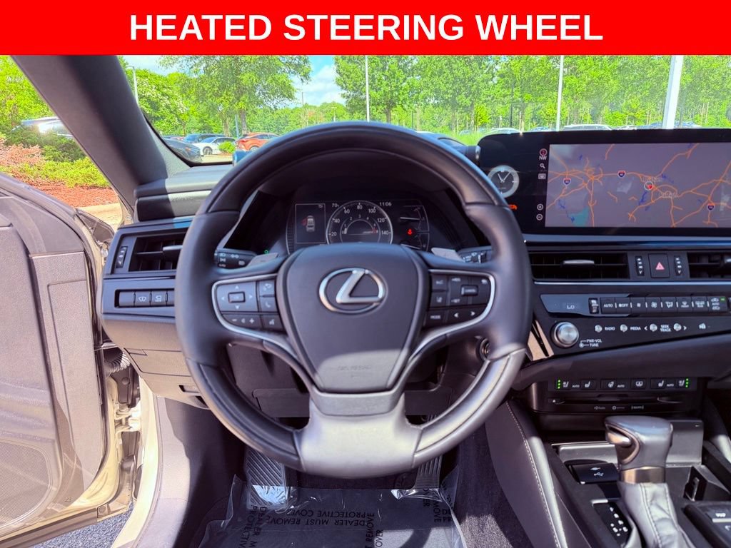 Certified 2022 Lexus ES 350 Ultra Luxury w/ Accessory Package 2 FWD image 17