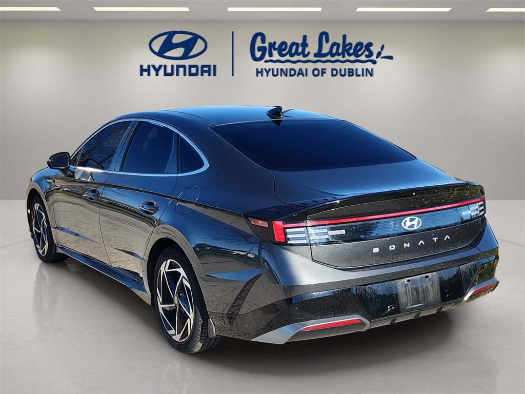Certified 2024 Hyundai Sonata SEL w/ Convenience Package image 3