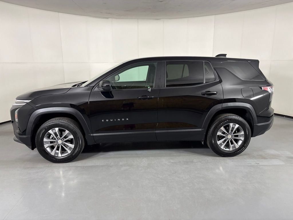 Used 2025 Chevrolet Equinox LT FWD image 5