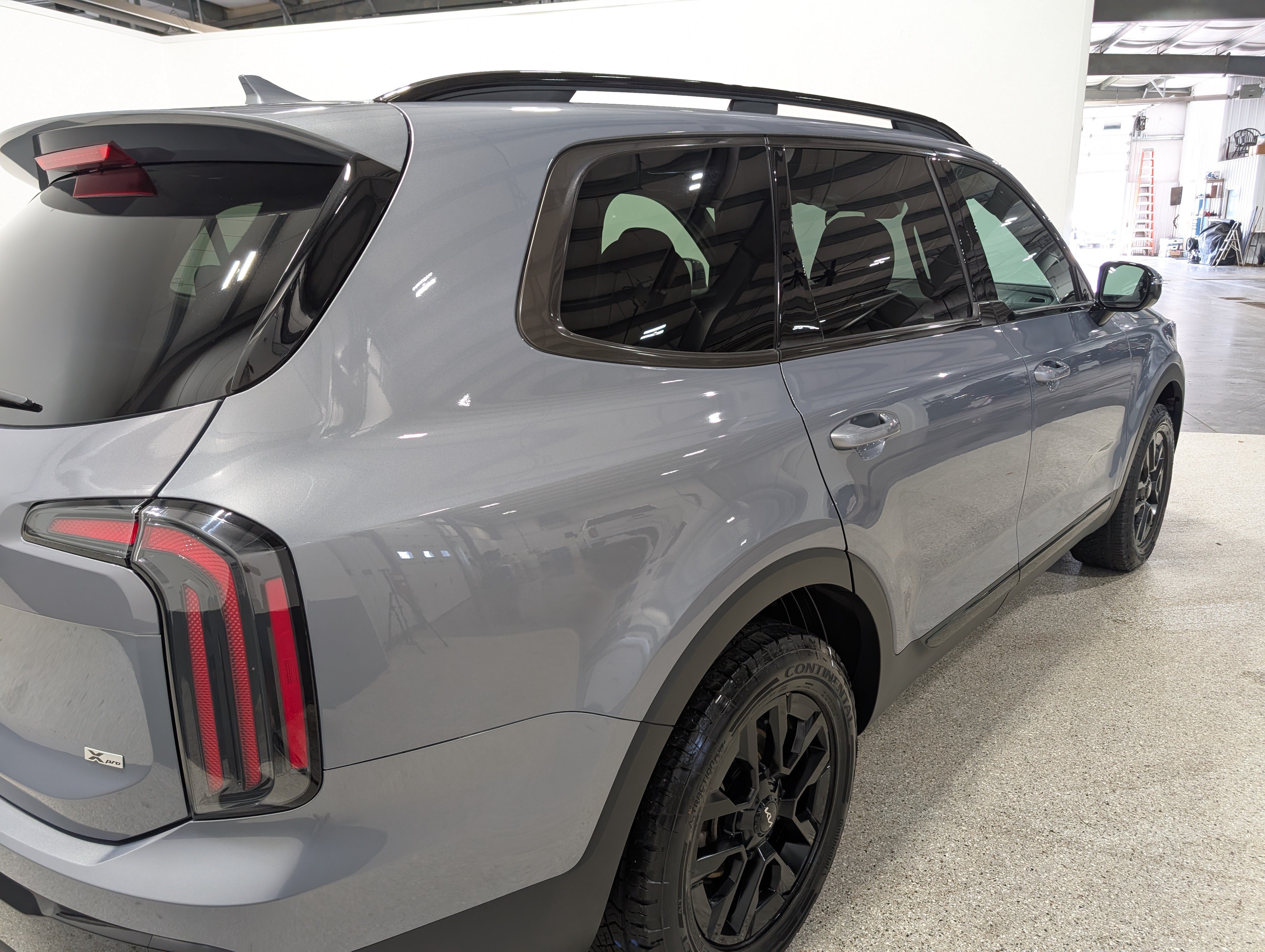 Used 2024 Kia Telluride SX X-Pro AWD/4WD image 3