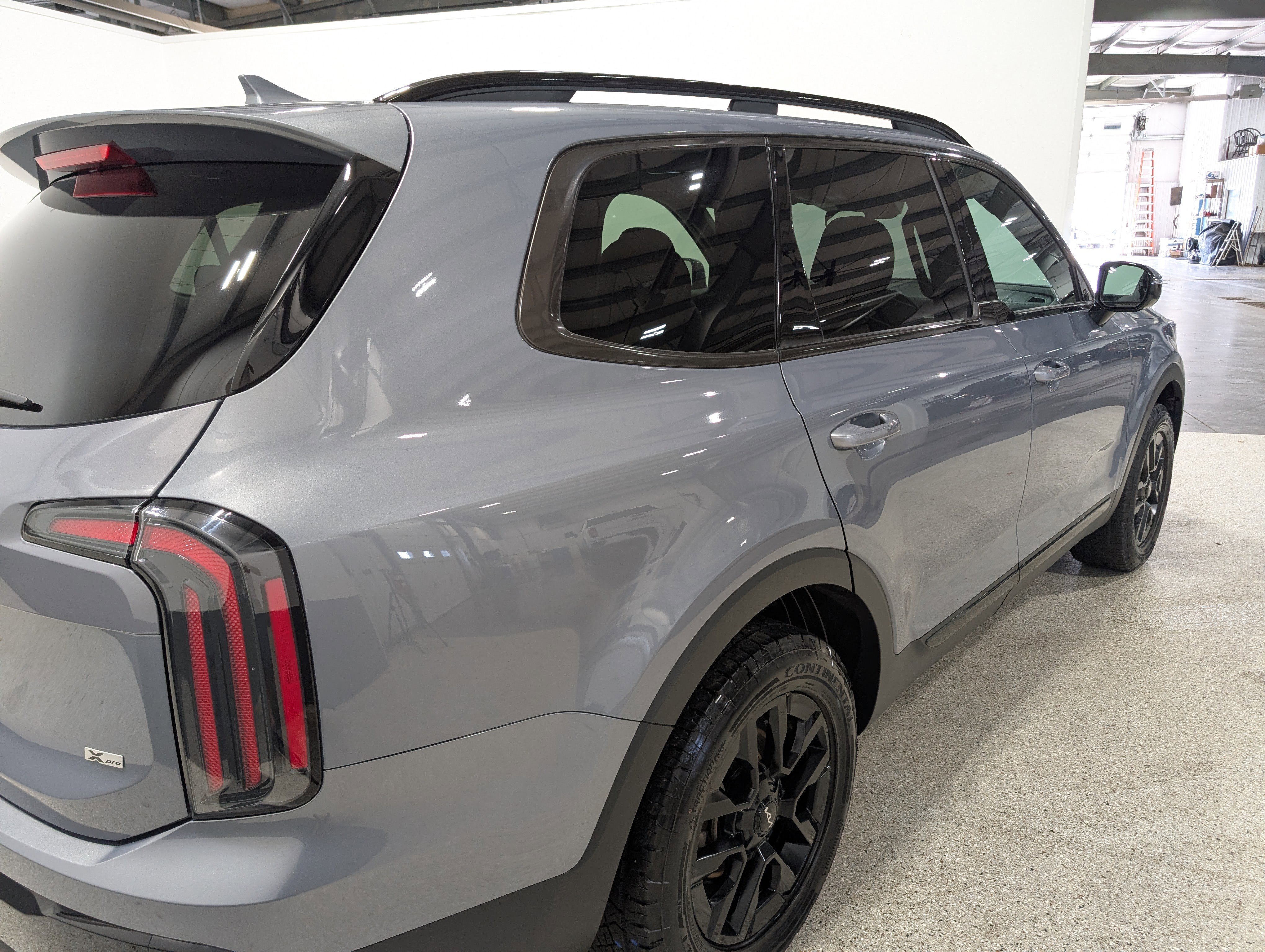 Used 2024 Kia Telluride SX X-Pro AWD/4WD image 3