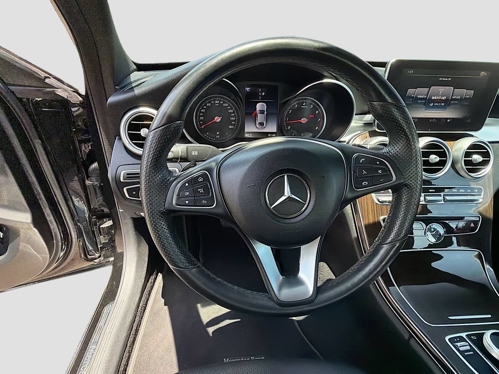Used 2018 Mercedes-Benz C 300 4MATIC Sedan image 11