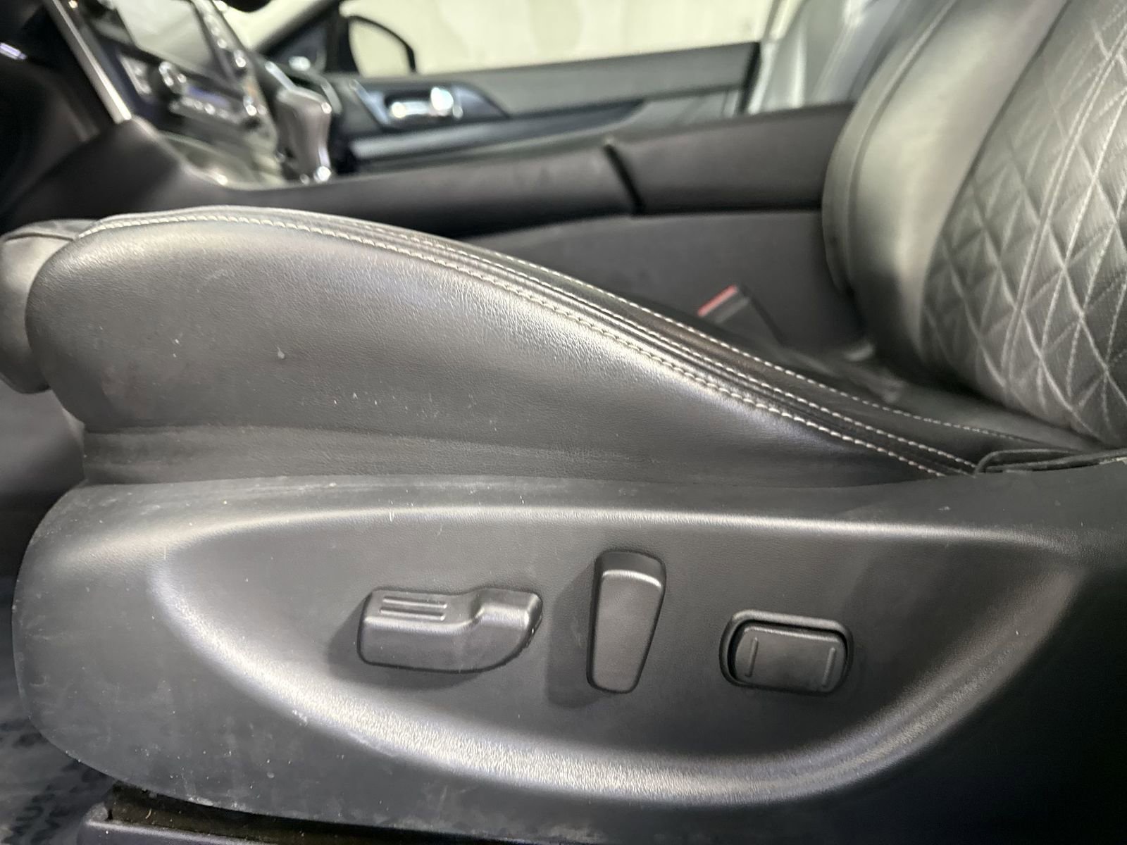 Used 2019 Nissan Maxima Platinum w/ Illumination Package image 23