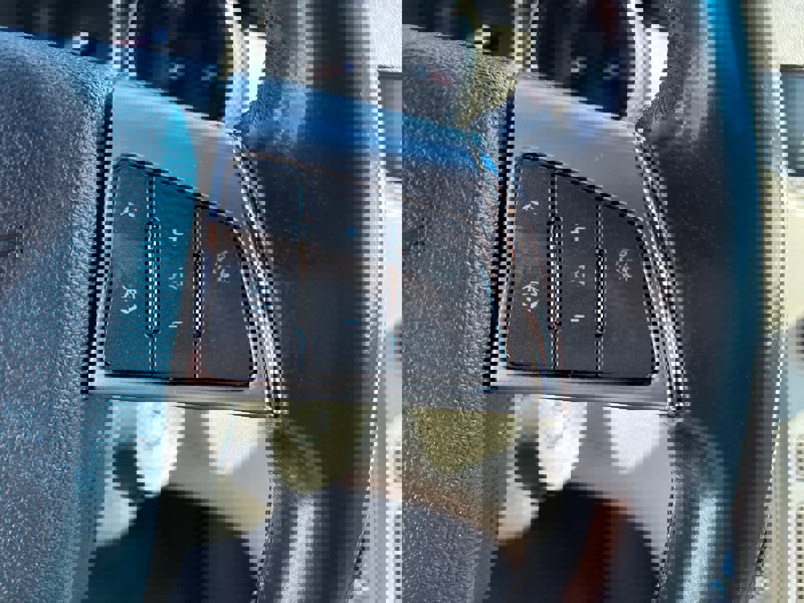 Used 2010 Cadillac CTS Performance image 9