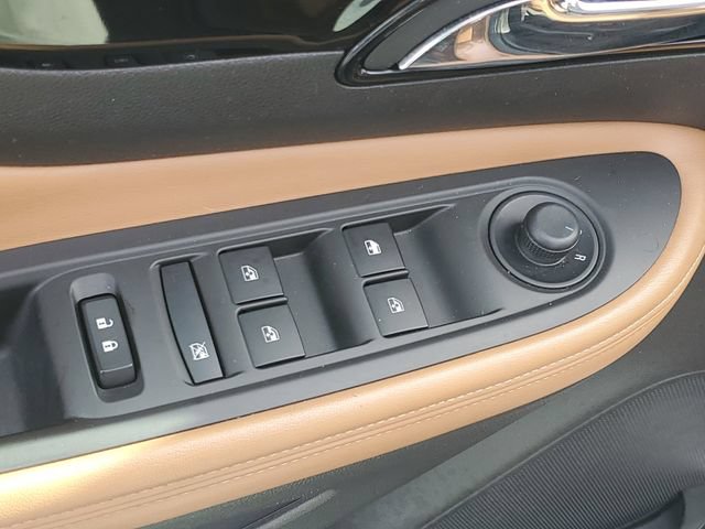 Certified 2017 Buick Encore Essence FWD image 15