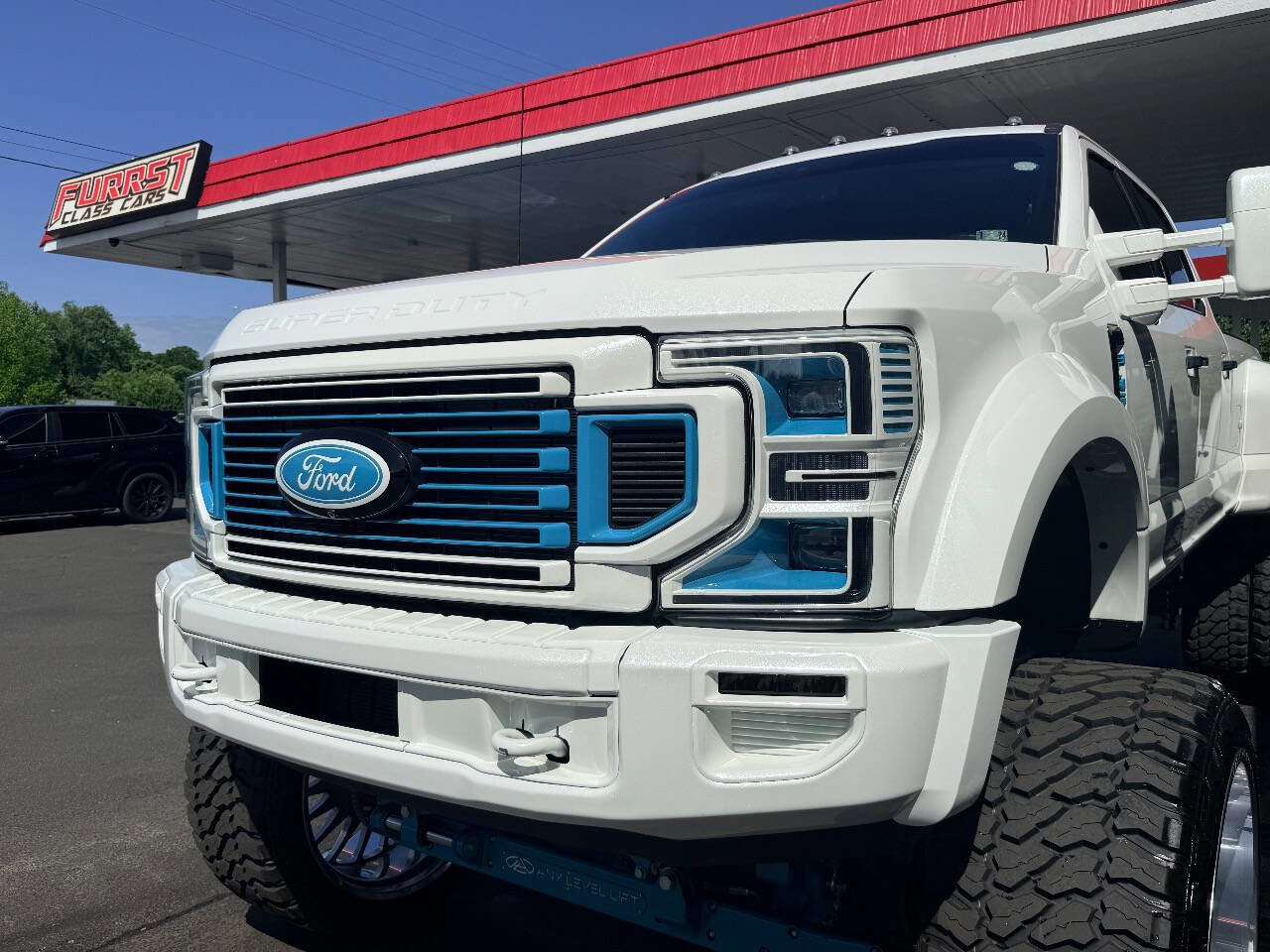 Used 2022 Ford F450 Platinum w/ FX4 Off-Road Package AWD/4WD image 28