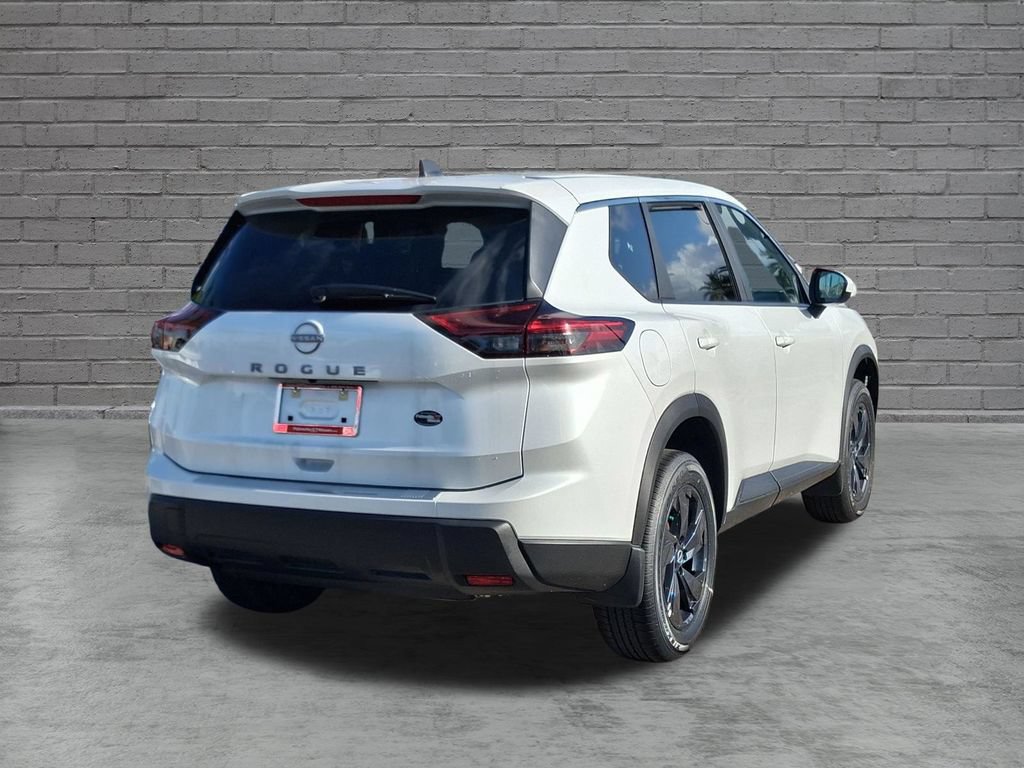 Used 2026 Nissan Rogue SV FWD image 9