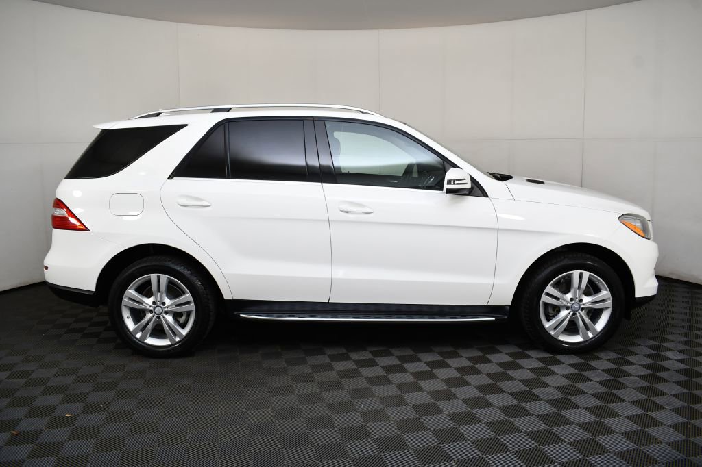 Used 2015 Mercedes-Benz ML 250 BlueTEC 4MATIC image 5
