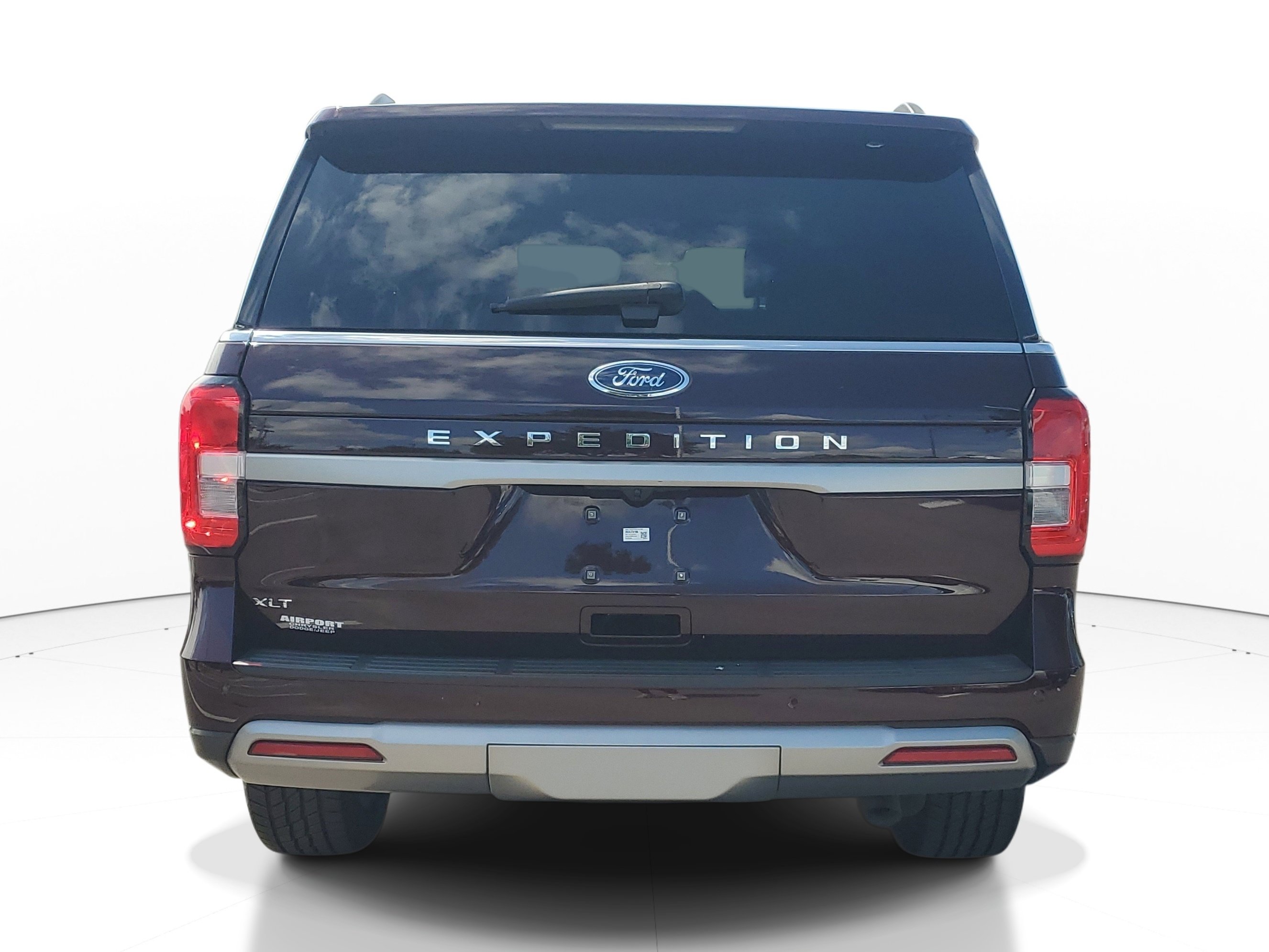Used 2024 Ford Expedition XLT RWD image 6