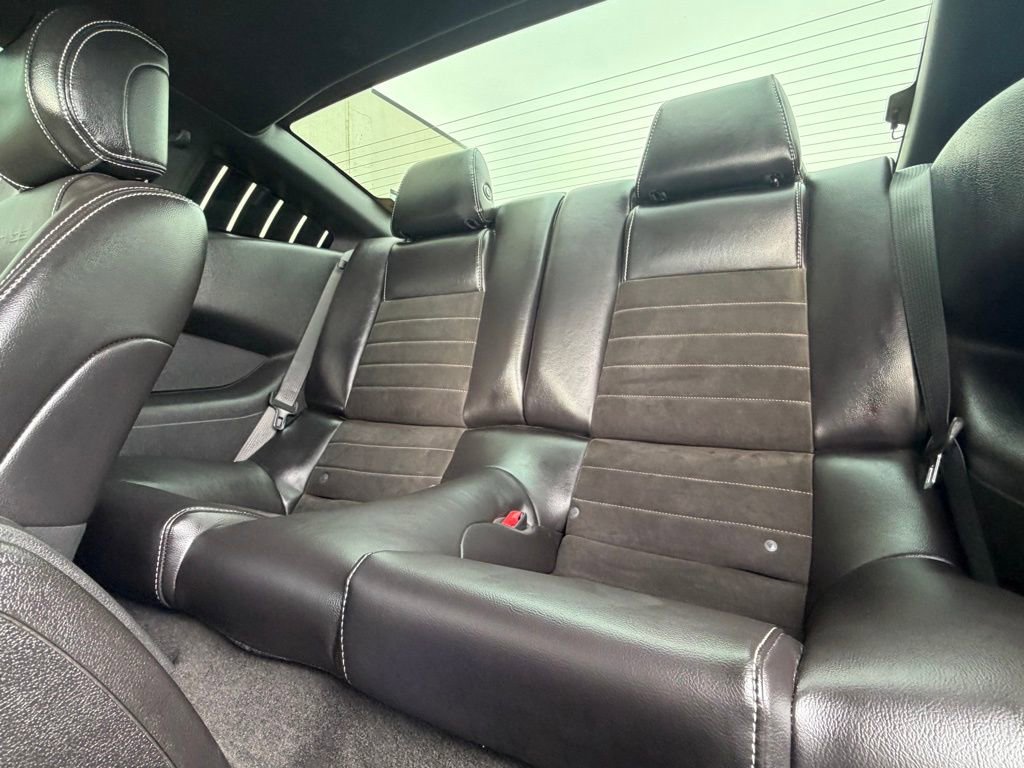 Used 2013 Ford Mustang GT Premium RWD image 22